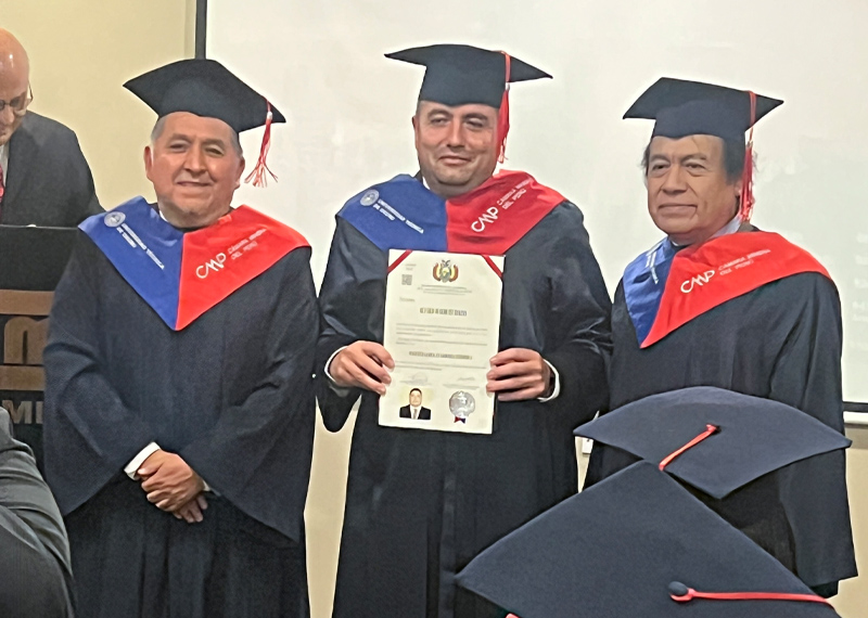 En la ciudad de Lima, magísteres UTO-Camiper recibieron su título