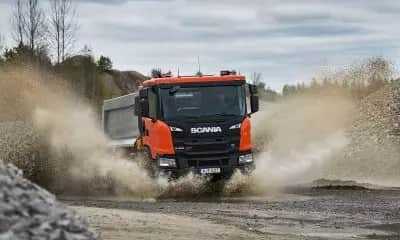 Entregan 43 camiones Scania