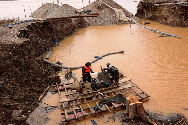Minería ilegal en el Perú: ¿Nos está ganando la batalla? - Tiempo Minero